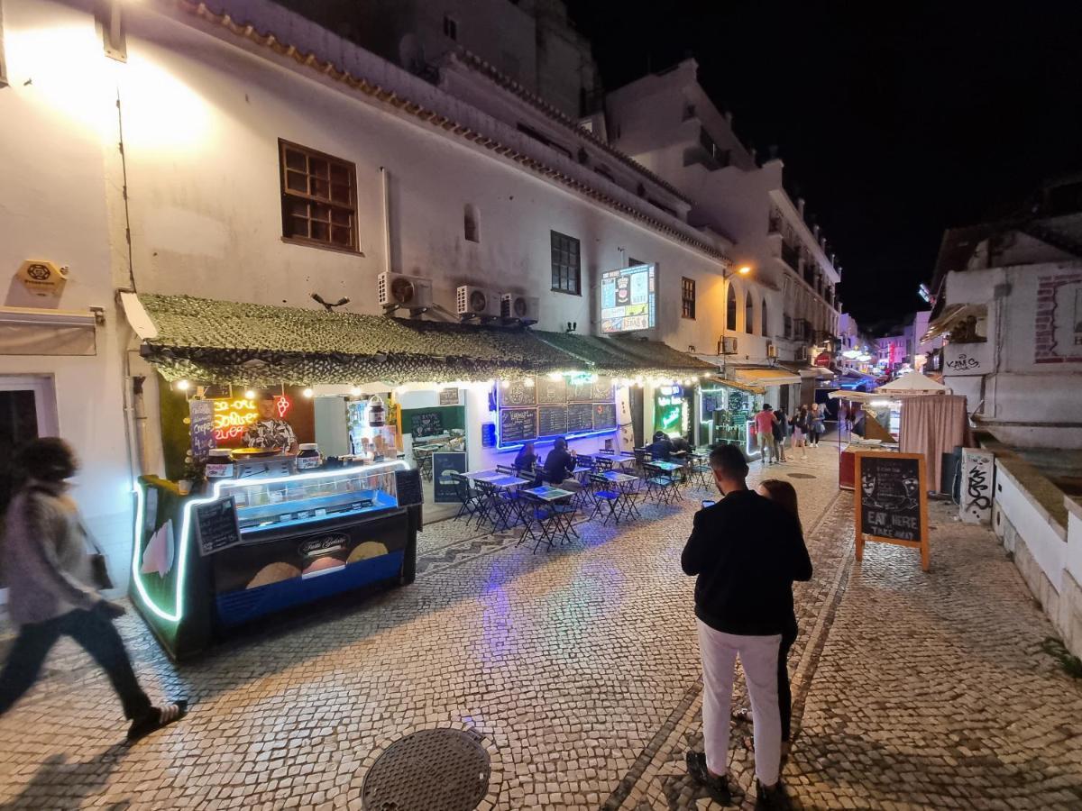 Wonder Charm Guesthouse Albufeira Dış mekan fotoğraf