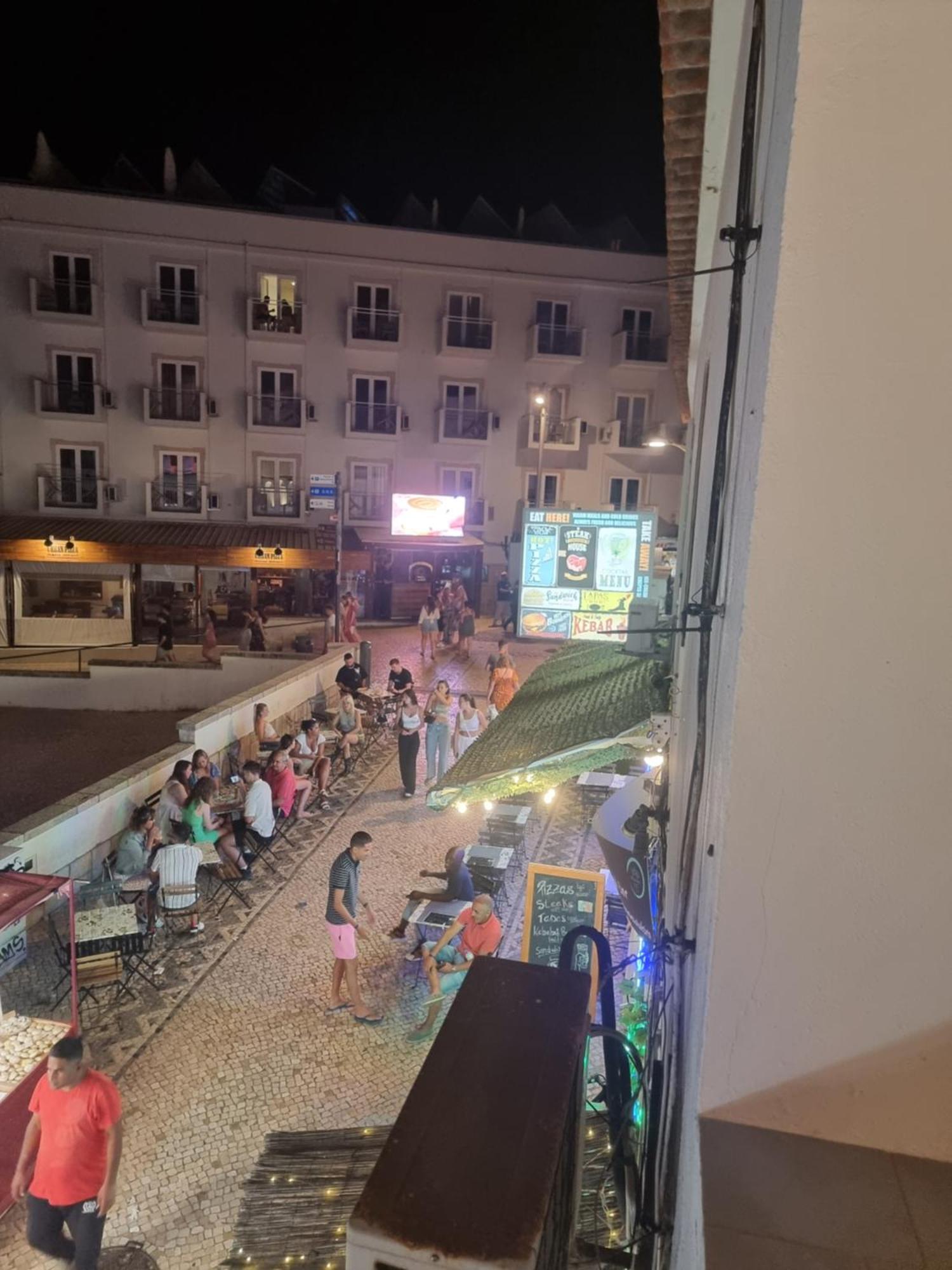 Wonder Charm Guesthouse Albufeira Dış mekan fotoğraf